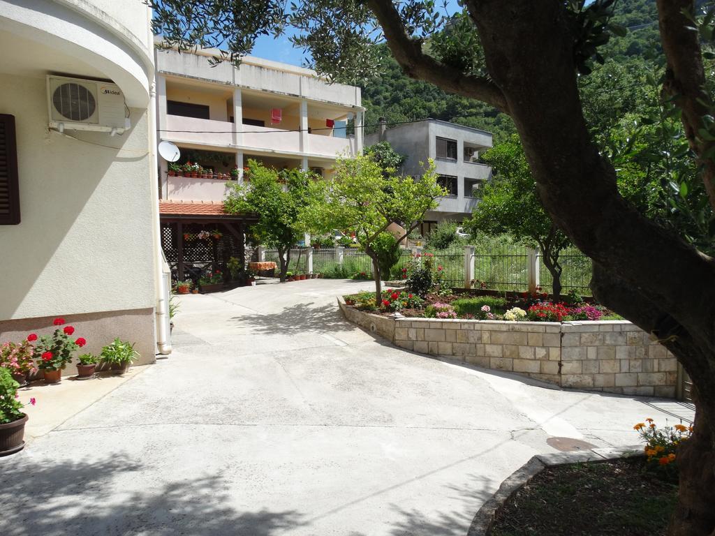 Apartments Ilinka Будва Экстерьер фото