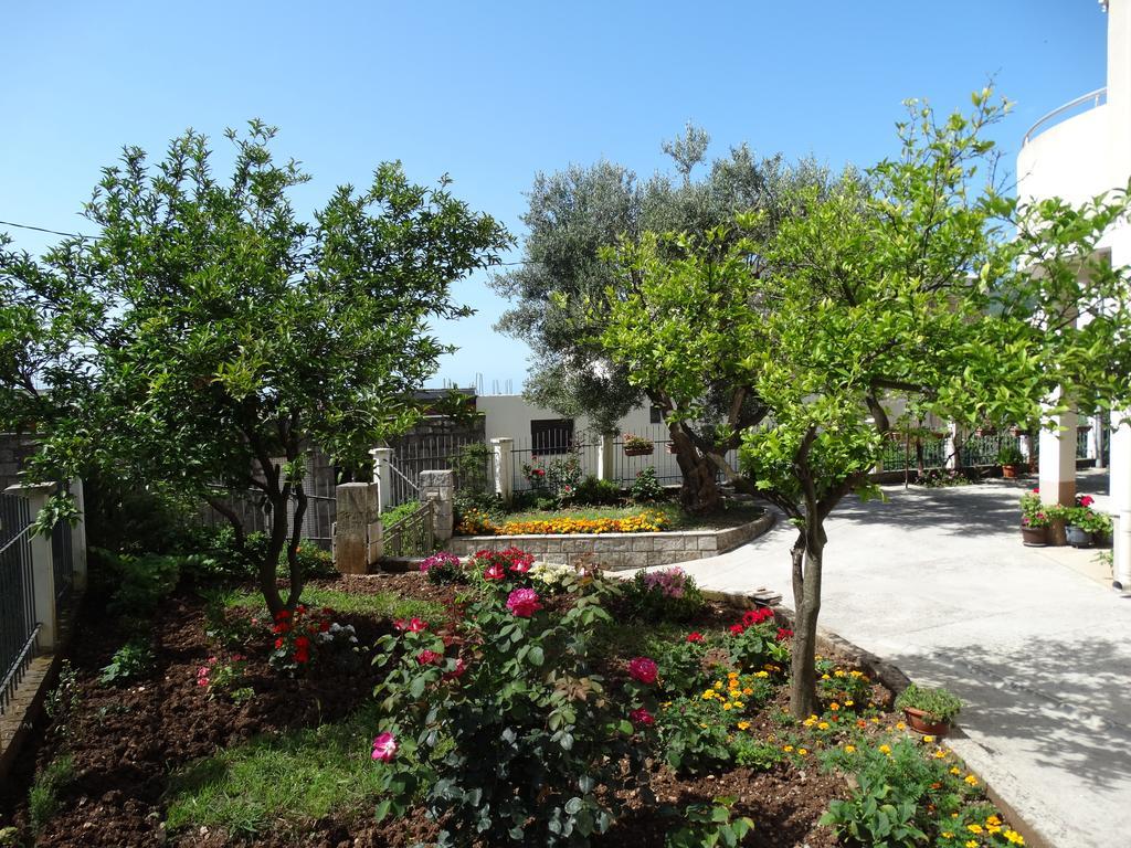 Apartments Ilinka Будва Экстерьер фото